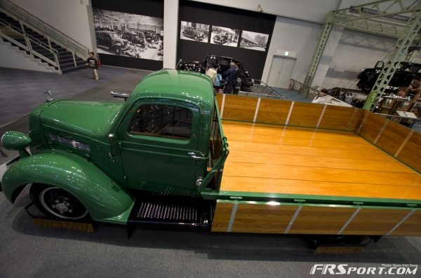 1935 Toyoda Truck - G1 Model. This would make a sweet track support vehicle.
