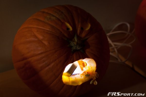 2014 FR Sport Pumpkin Carving Contest-007