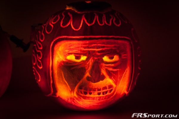 2014 FR Sport Pumpkin Carving Contest-009