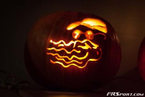 2014 FR Sport Pumpkin Carving Contest-016