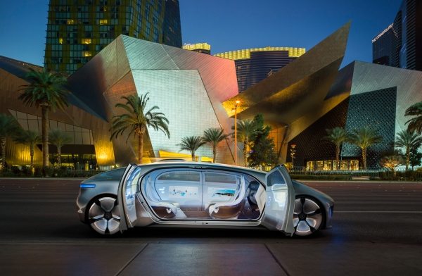 Mercedes-Benz F 015 Luxury in Motion-007